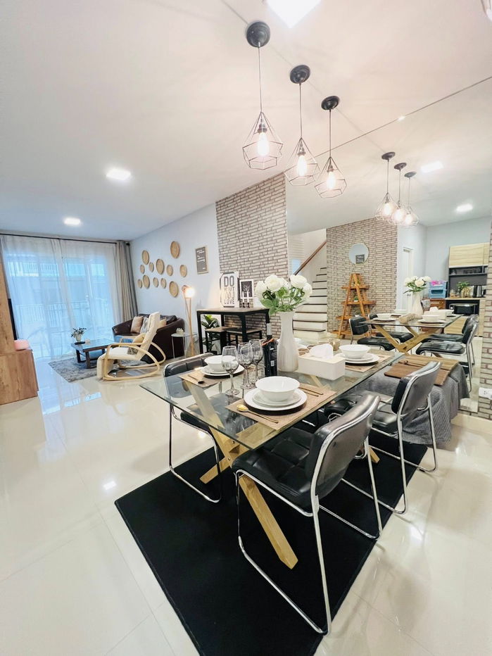 รูป 🏡🌳 ขาย — ทาวน์เฮ้าส์ทำเล 5⭐ ติดถนนซุปเปอร์ไฮเวย์ เชียงใหม่  ขาย 3.45 ล้านบาท - รูปที่ 5/19