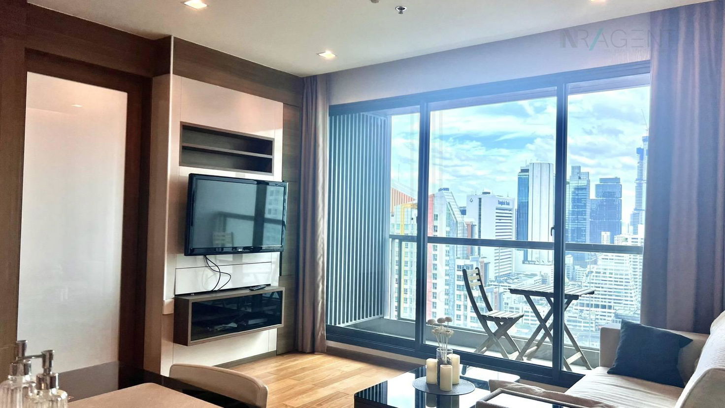 picture 🚩 For Rent Condo THE ADDRESS SATHORN Building 1, Floor 30,1 bed room, Room size 52 sqm - 6/8