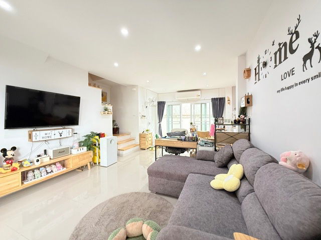 รูป ขายทาวน์โฮม โนโว วิลล์ พุทธสาคร 26 ตรว. 2จอด ต่อเติมแล้ว มีพื้นที่ด้านข้าง เดินทางสะดวก - รูปที่ 6/22