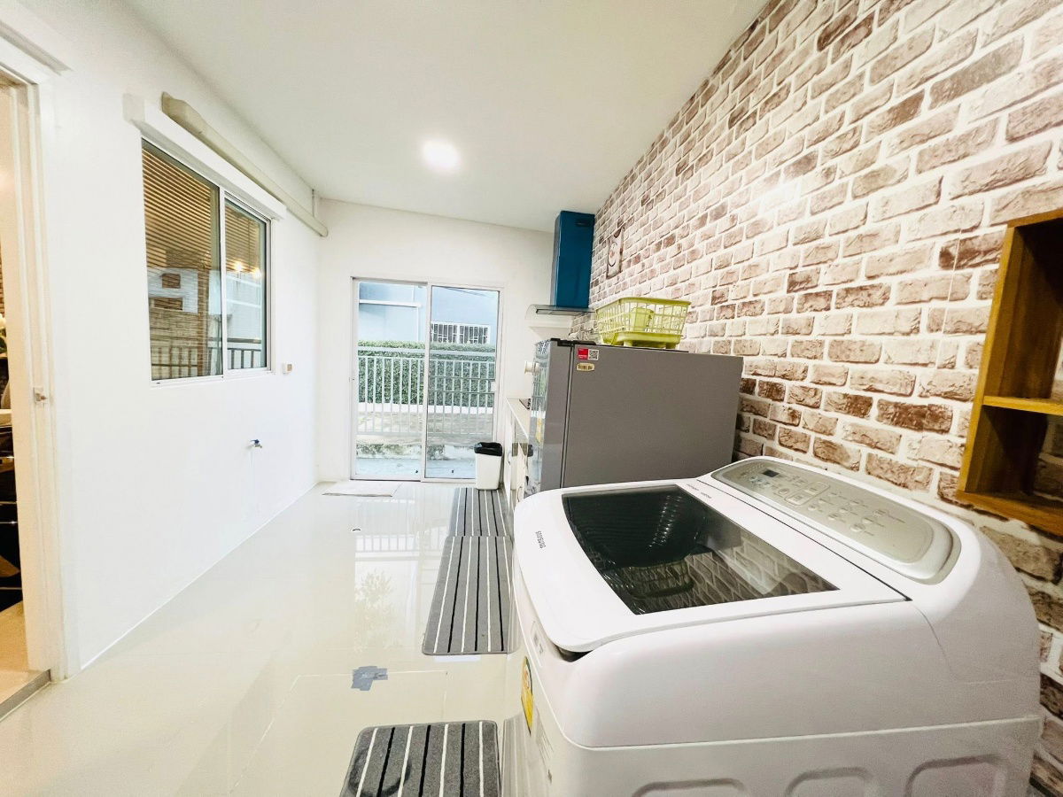 รูป 🏡🌳 ขาย — ทาวน์เฮ้าส์ทำเล 5⭐ ติดถนนซุปเปอร์ไฮเวย์ เชียงใหม่  ขาย 3.45 ล้านบาท - รูปที่ 4/19