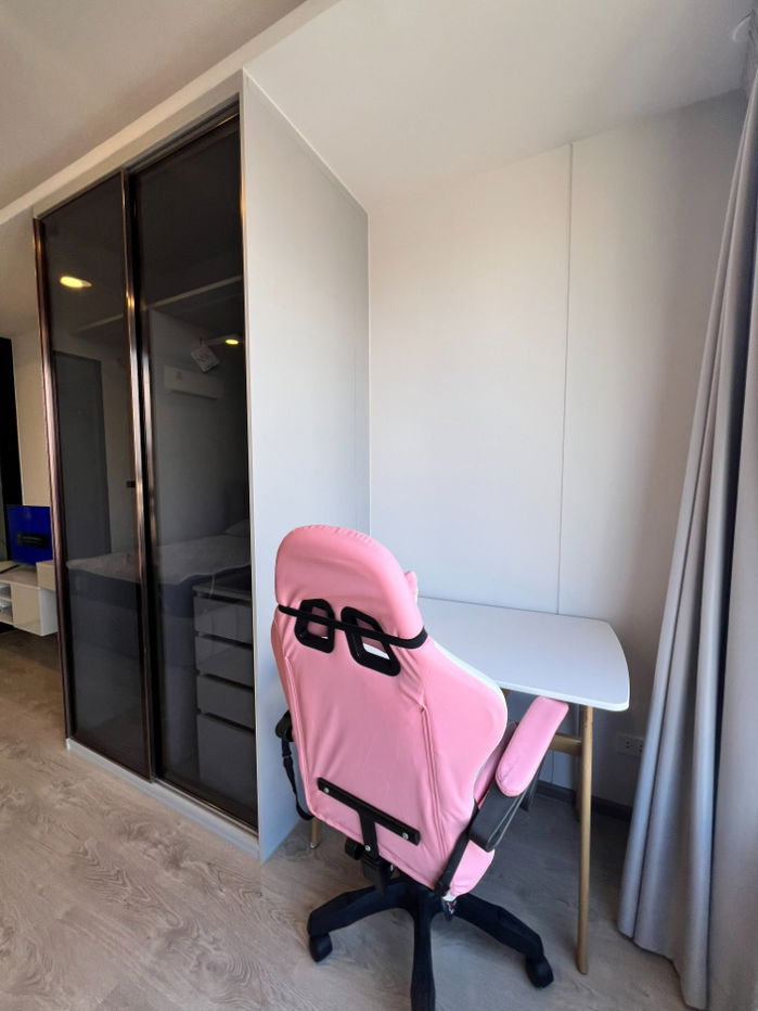 picture Luxury condo SOHO Bangkok Ratchada near MRT Huai Khwang - 6/19