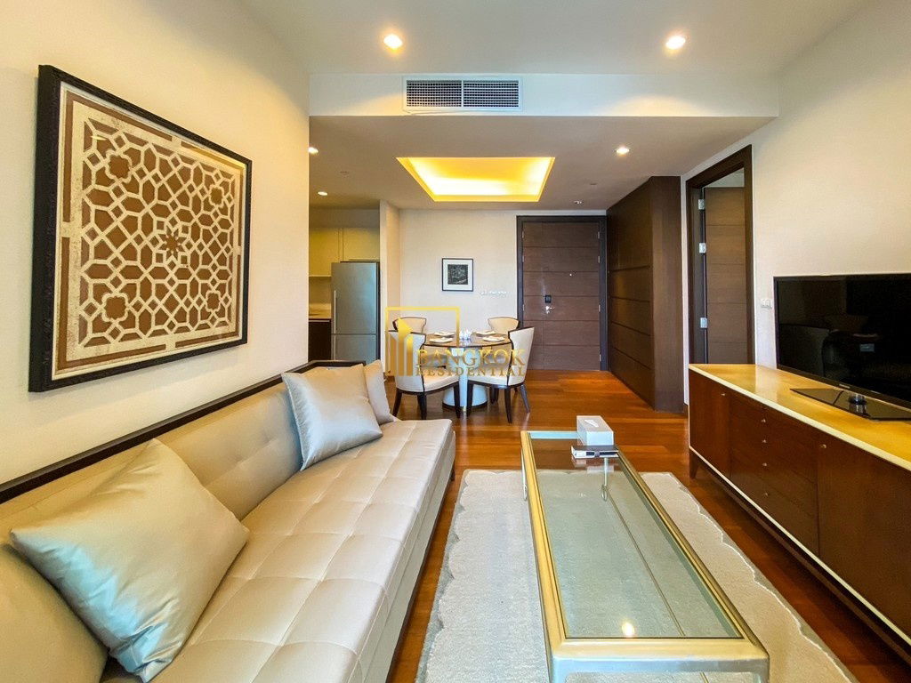 รูป Oriental Residence | 2 Bedroom Condo in Phloen Chit - BR11392CD - รูปที่ 1/32