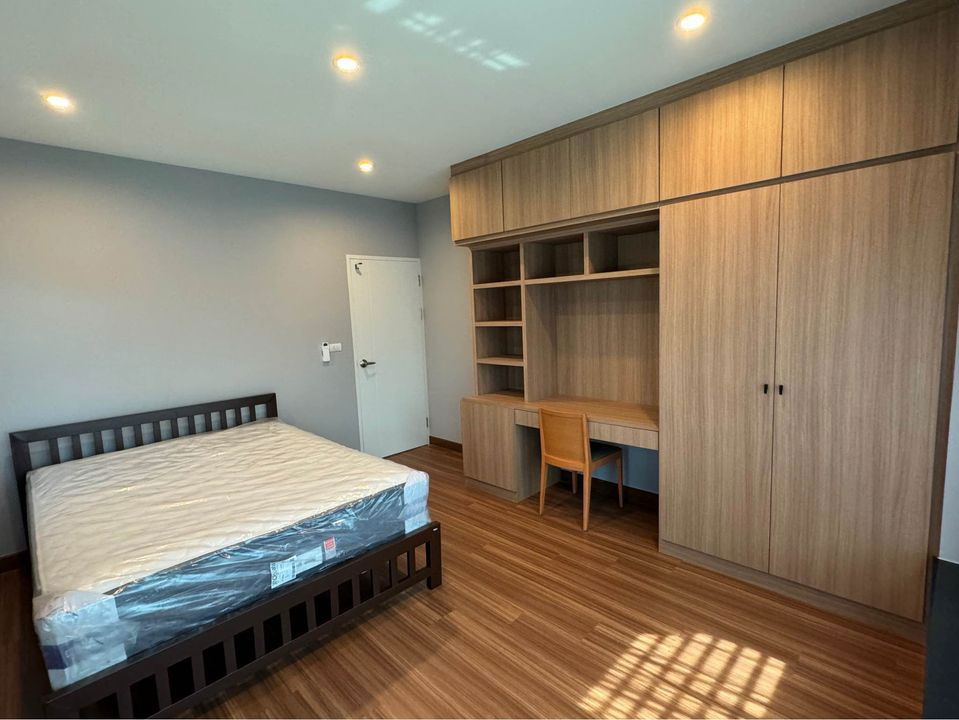 picture House for  rent  with  3 bedrooms   and  3 toilets - 7/20