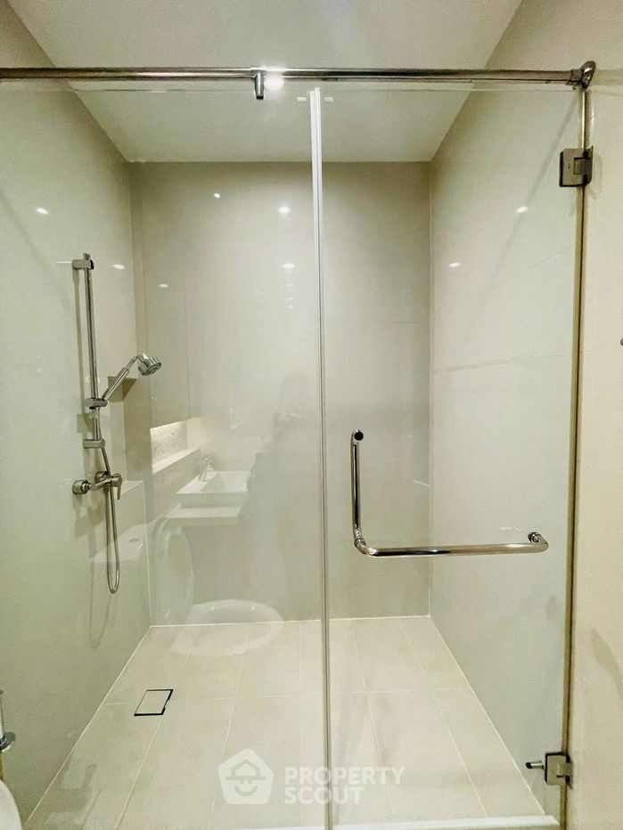 picture 2-BR Condo at Bright Sukhumvit 24 Condominium near BTS Phrom Phong (ID 2453846) - 12/18