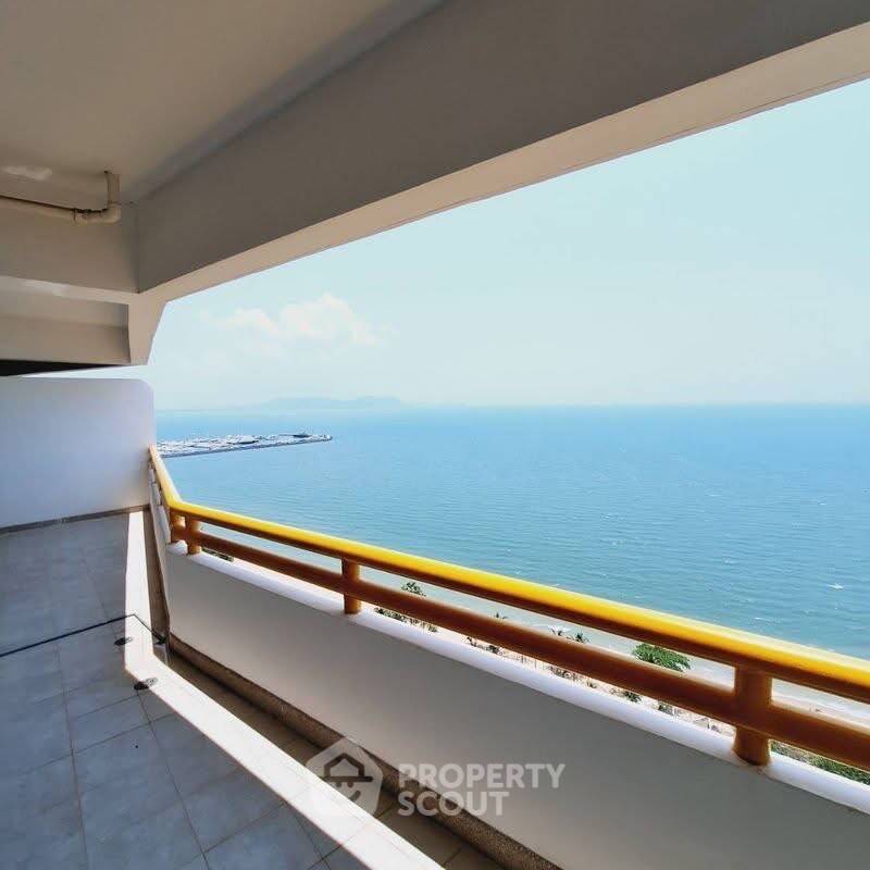 picture 3-BR Condo at Sunshine Beach Condotel close to Pattaya (ID 2427939) - 12/12