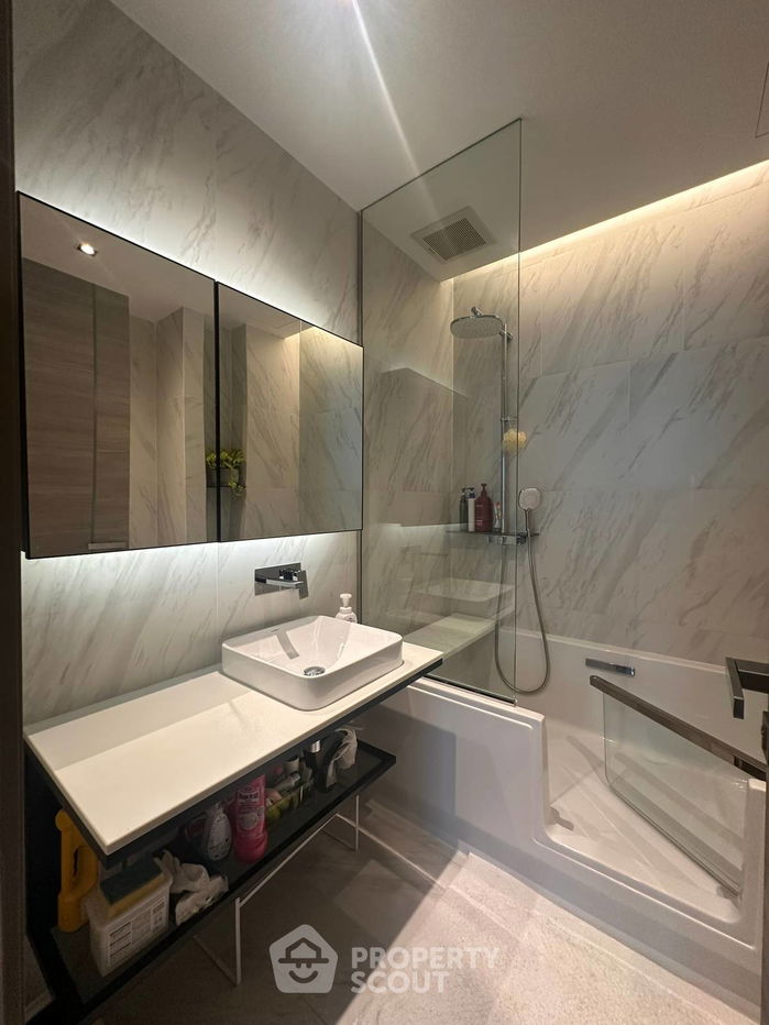 picture 1-BR Condo at The Room Sukhumvit 38 near BTS Ekkamai (ID 2452803) - 13/16