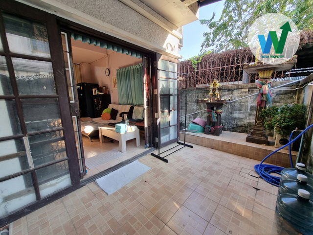 picture For Sale Townhouse Chor Rungreuang 4 - 9/11