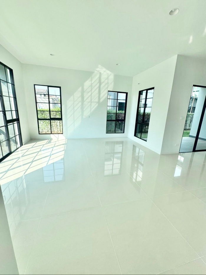 รูป ให้เช่าบ้านเดี่ยว บุราสิริ ปัญญาอินทรา (Burasiri Panyaindra) อยู่ถนนเลียบคลองสอง แขวงบางชัน เขตคลองสามวา - รูปที่ 2/9