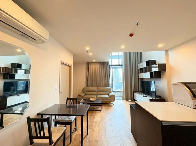 Condo for RENT/SALE  at Q Chidlom    DUPLEX Size 79.85 sqm. 2 bed 2 bath   High Floor , fully furnished. 