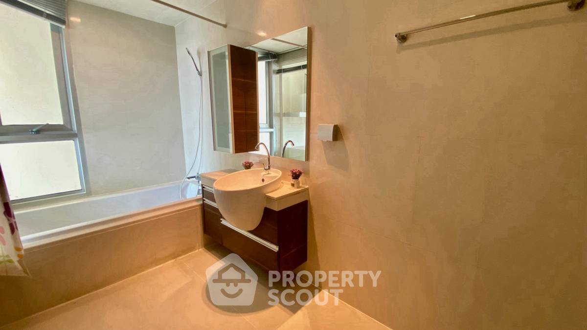 picture 2-BR Condo at Sky Walk Residences near BTS Phra Khanong (ID 2450432) - 10/11