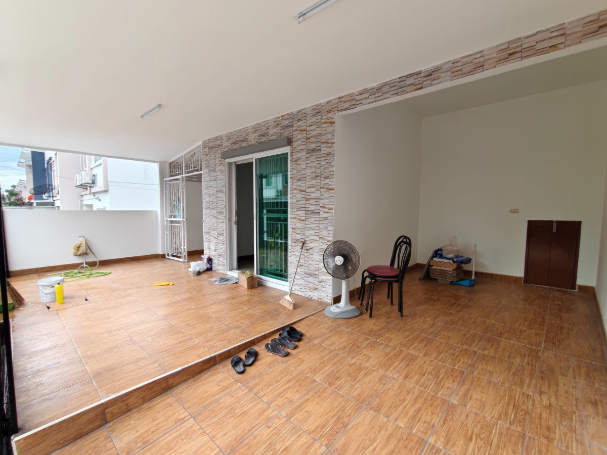 picture Pattaya Townhouse 3Bedroom 2Bathroom - 2/15