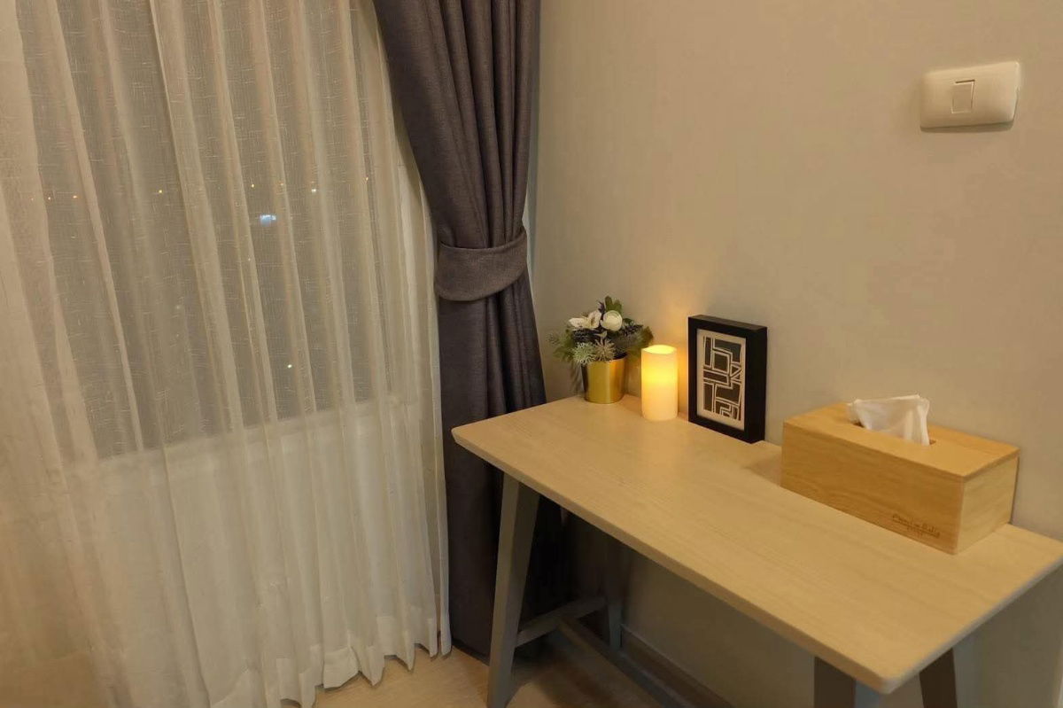 picture Chapter One Eco | Special Decor Corner Room | Near MRT Huai Khwang | 12,000 THB - 4/15