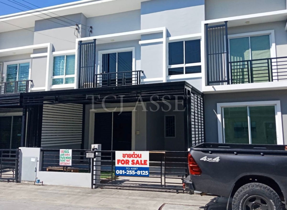 picture Townhouse for sale : Niran Ville 59 Village, Srinakarin Road. - 2/12