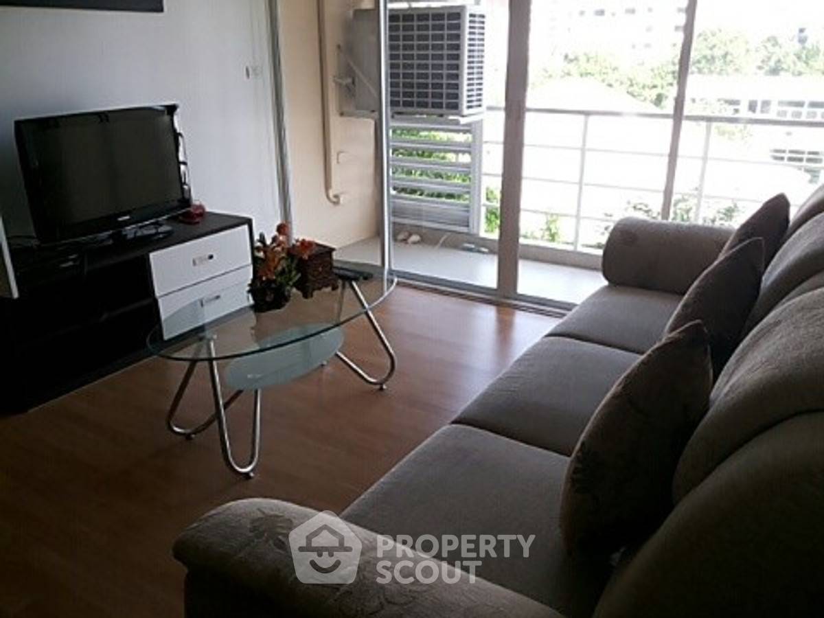 picture 1-BR Condo at The Alcove Sukhumvit 49 near BTS Phrom Phong (ID 2448819) - 3/9