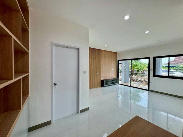 picture Detached House For Sale Sinsomboon Village Pathum Thani - 5/8