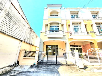 Townhouses for sale Bang Bon : FOR SALE  TOWNHOUSE PROPERTY  3790000 BAHT.
