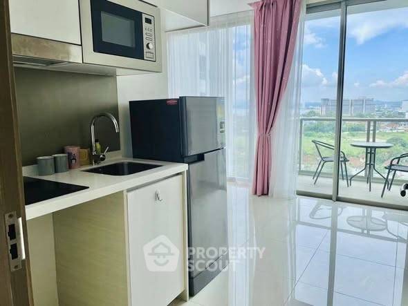 picture Studio Condo at The Riviera Wongamat close to Sanctuary of Truth (ID 2452352) - 3/7