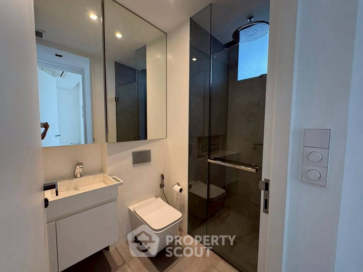 รูป คอนโด 2-ห้องนอน ที่ โดมัส คอนโดมิเนียม ใกล้ BTS อโศก (ID 2450600) - รูปที่ 6/6