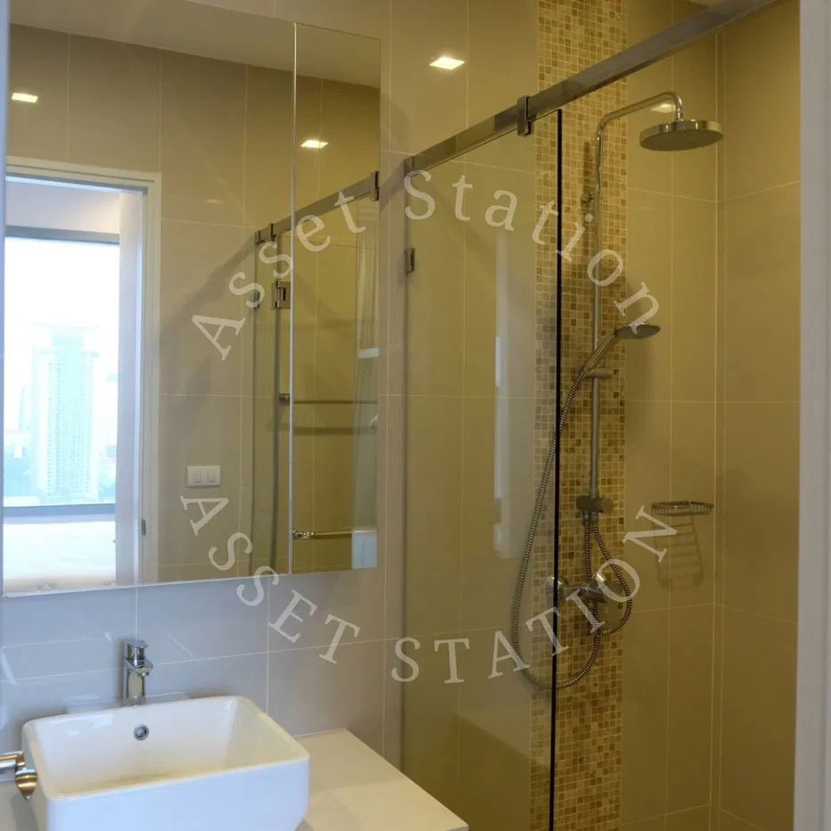 picture Urgent! Q Asoke for rent, near MRT Phetchaburi - 15/18