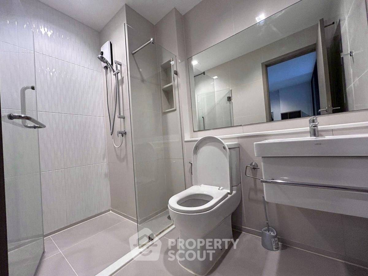 picture 1-BR Condo at Life Asoke - Rama 9 near MRT Phra Ram 9 (ID 2452642) - 7/18