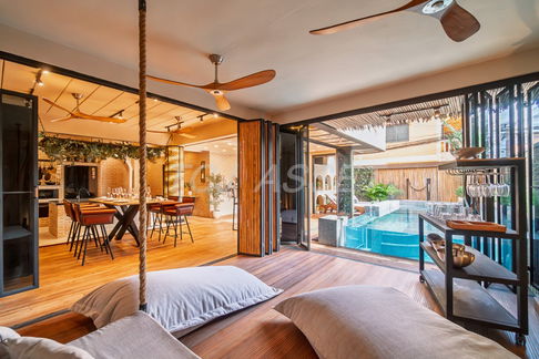 House for sale : Soi Srinakarin 48 , Near Paradise Park Srinakarin.