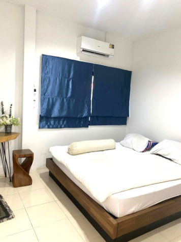 picture Single storey house for rent with 3 bedrooms,2 toilets and 1 kitchen. - 12/17