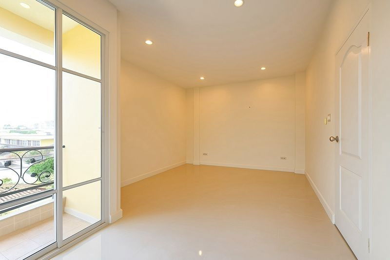 รูป 🔴SK2354🟡 ขายถูกมาก👍 ทาวน์โฮมหรู 3 ชั้น หมู่บ้าน เดอะเบทโต้ เอกชัย–กัลปพฤกษ์ 💛🧡 ✅แอดไลน์ @119dgdea (มี @ ด้วย) แอดมินตอบไว - รูปที่ 6/9