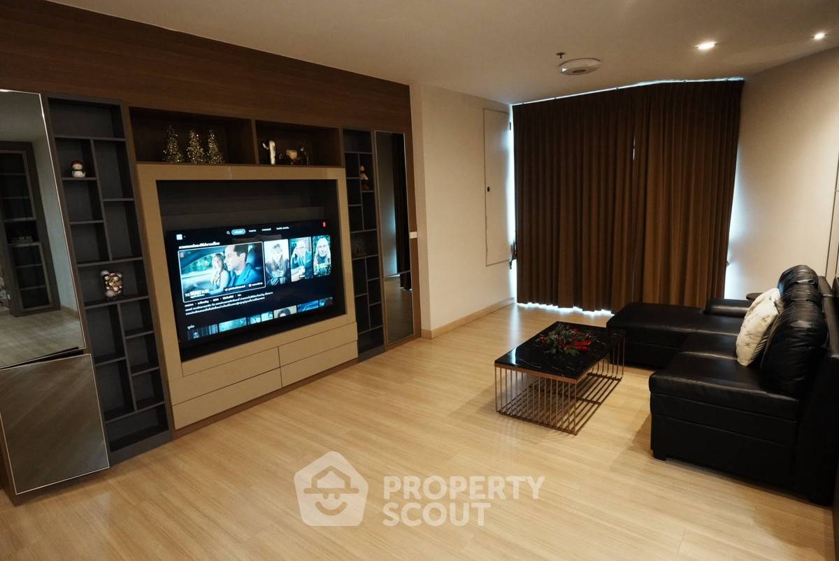 picture 2-BR Condo at Baan Sathorn Chaopraya near BTS Krung Thon Buri (ID 2451088) - 8/17