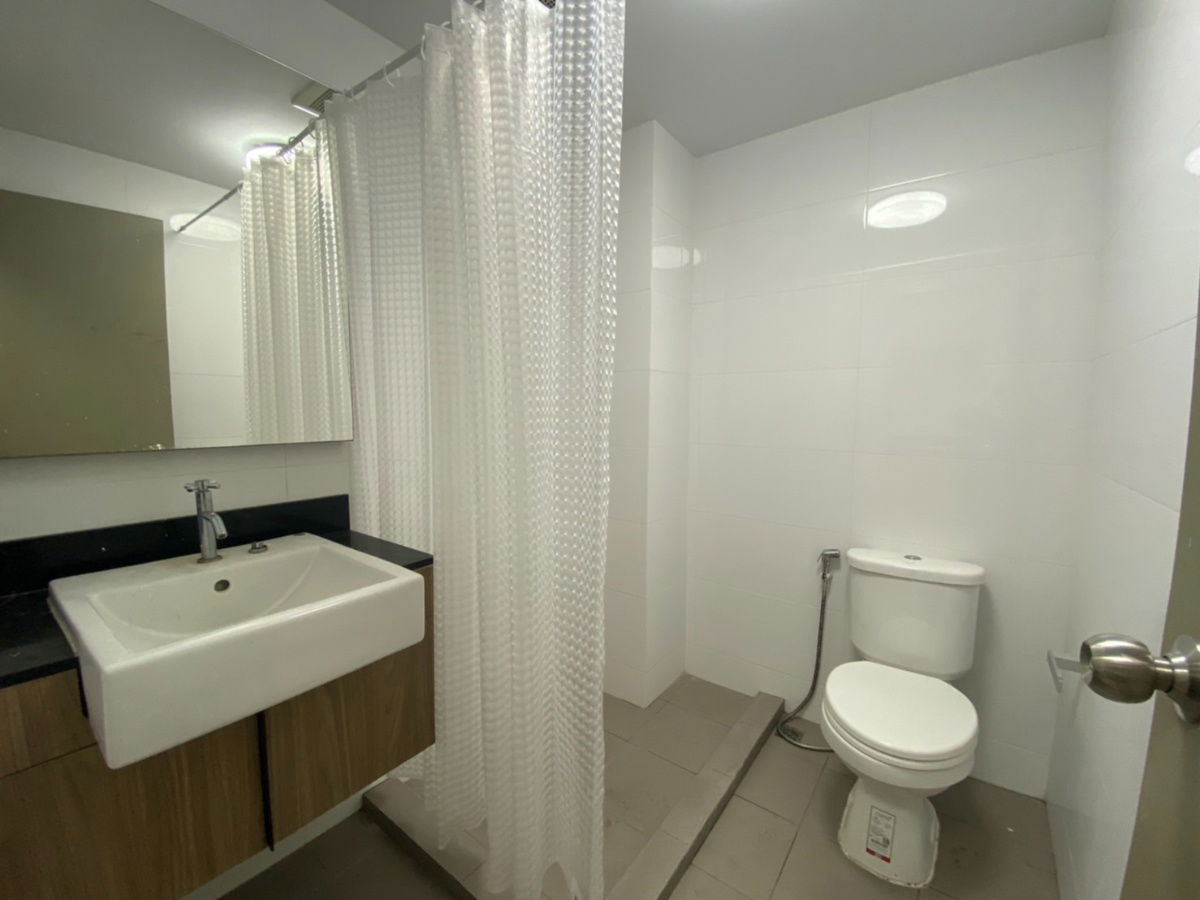 picture For rent Chapter One The Campus Kaset - 7/15