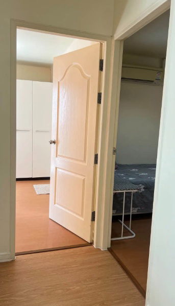 picture Lumpini CondoTown Nawamin–Ramintra KM.8 | Combined Unit 52 sqm | 2 Bed 2 Bath | 12,000 THB - 8/10