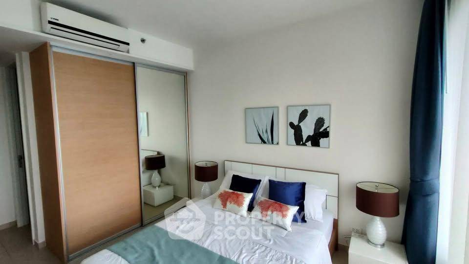 picture 1-BR Condo at The Lofts Ekkamai near BTS Ekkamai (ID 2452640) - 6/18