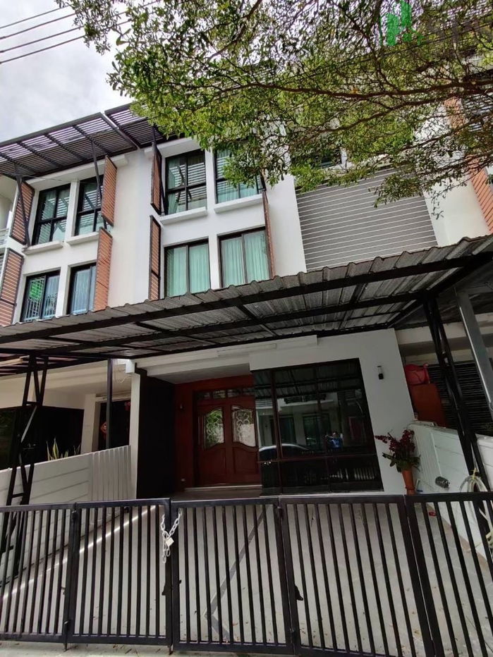 picture Townhome for rent: Areeya Mandarina Sukumvit 77 (SPSAD3650) - 1/18