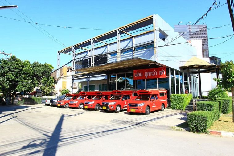 ให้เช่าอาคารสำนักงานออฟฟิศ 2 ชั้นพร้อมดาดฟ้า 2 ห้องนอน 4 ห้องน้ำ 1 ห้องครัว 10 ที่จอดรถ