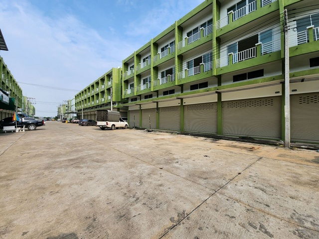 รูป ให้เช่าตึกแถว 2 ห้องติดกัน 40 ตรว. 3 ชั้น มีชั้นลอย ใกล้โรงเรียนอัสสัมชัญ แคมปัส พระราม 2 เหมาะเปิดบริษัท หรือทำการค้า - รูปที่ 8/8