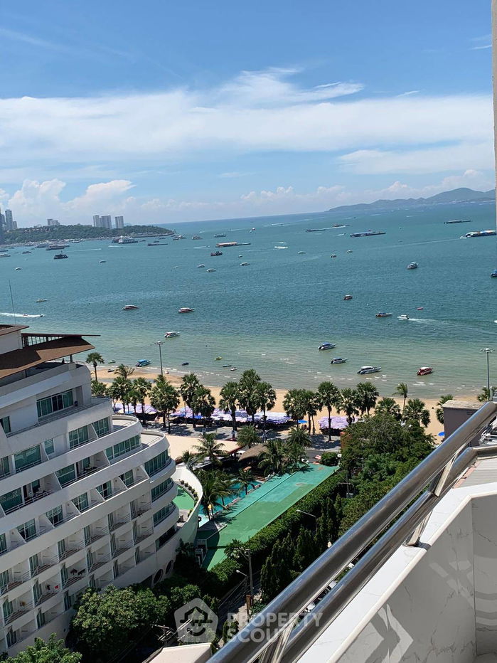 picture 1-BR Condo at Markland Condominium Central Pattaya close to Pattaya North (ID 2297141) - 2/9