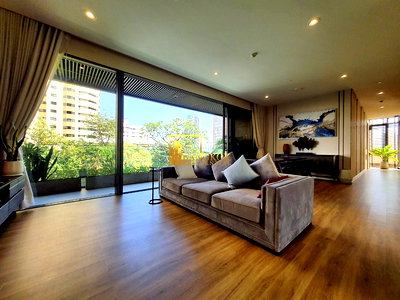 Condos for rent : Vittorio Sukhumvit 39 | Gorgeous 2 Bedroom Luxury Condo - BR13798CD
