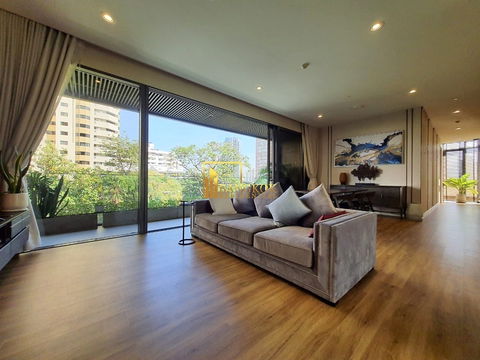 Vittorio Sukhumvit 39 | Gorgeous 2 Bedroom Luxury Condo - BR13798CD