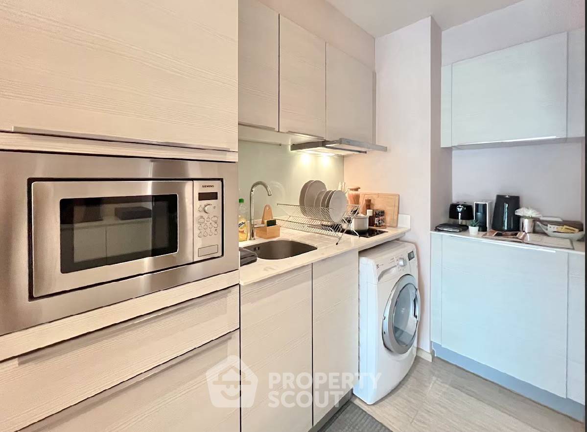 picture 1-BR Condo at H Sukhumvit 43 near BTS Phrom Phong (ID 2441266) - 3/10