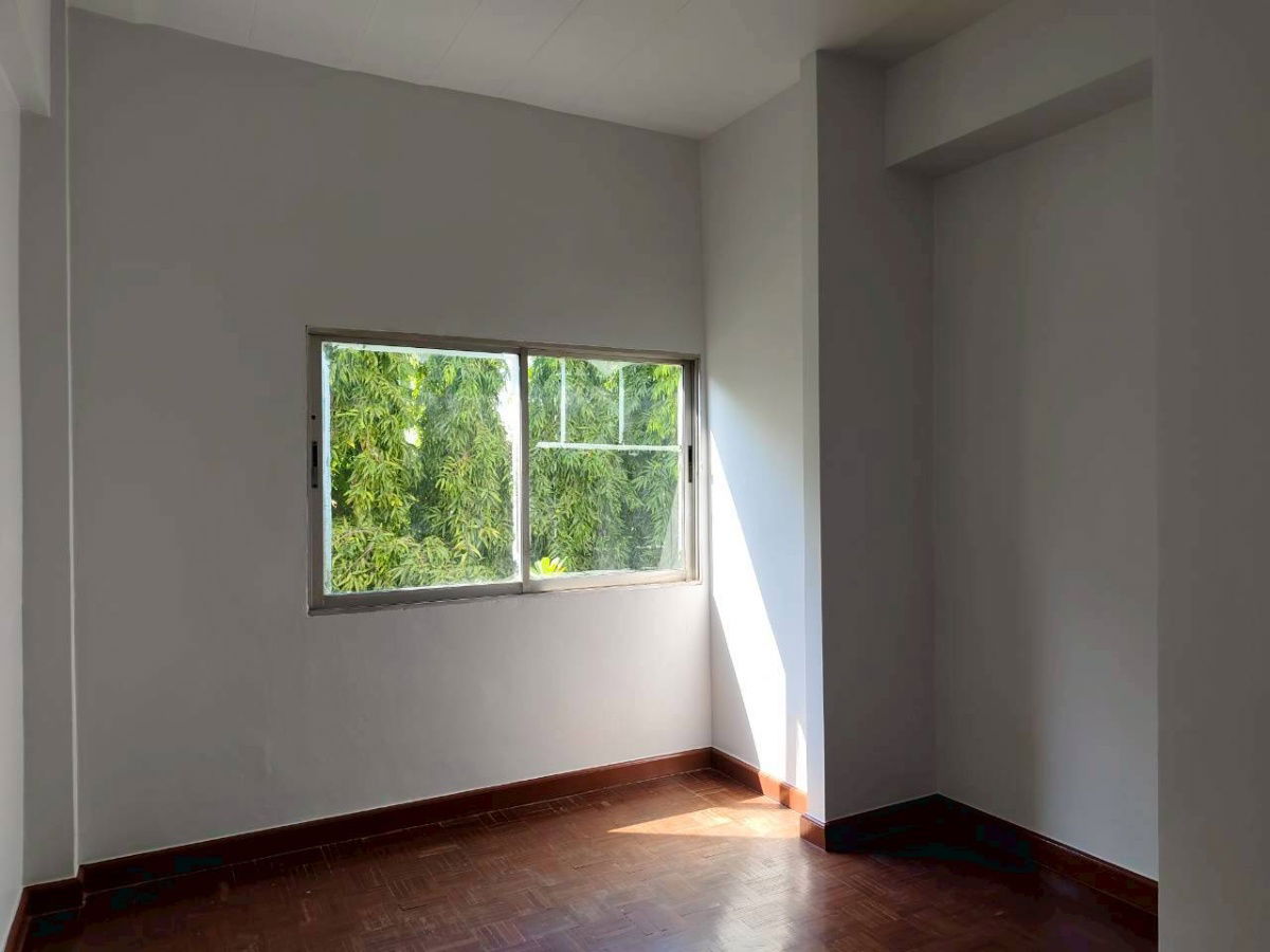 picture 📢 Urgent sale, 2 bedroom condo near Suan Luang Rama IX Park - 9/17