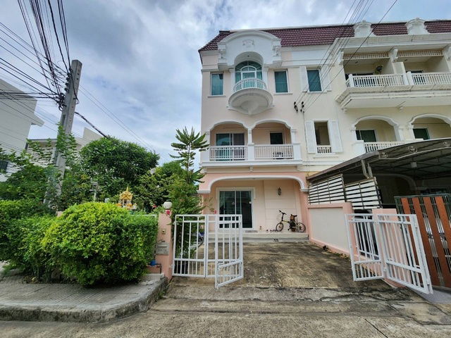 picture FOR SALE  TOWNHOUSE PROPERTY  5900000 BAHT. - 1/8