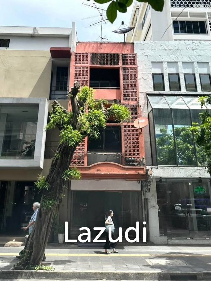 picture Commercial Building for Rent on Sukhumvit Main Road near BTS Phrom Phong - 1/6