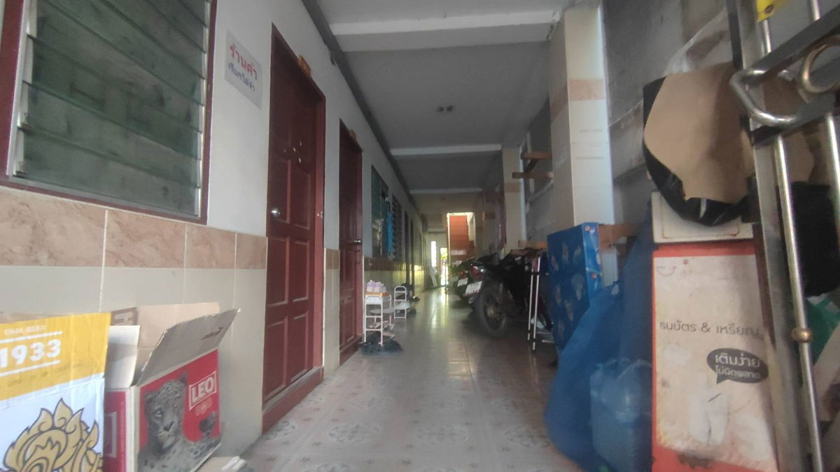 รูป ขายหอพักราคาถูก 6 ชั้น ห้องพัก 36 ห้อง ขาย 12 ล้าน มี 1 ตึก เนื้อที่ 50 ตารางวา ใกล้ตลาดนิคมบางพลี สมุทรปราการ - รูปที่ 12/15