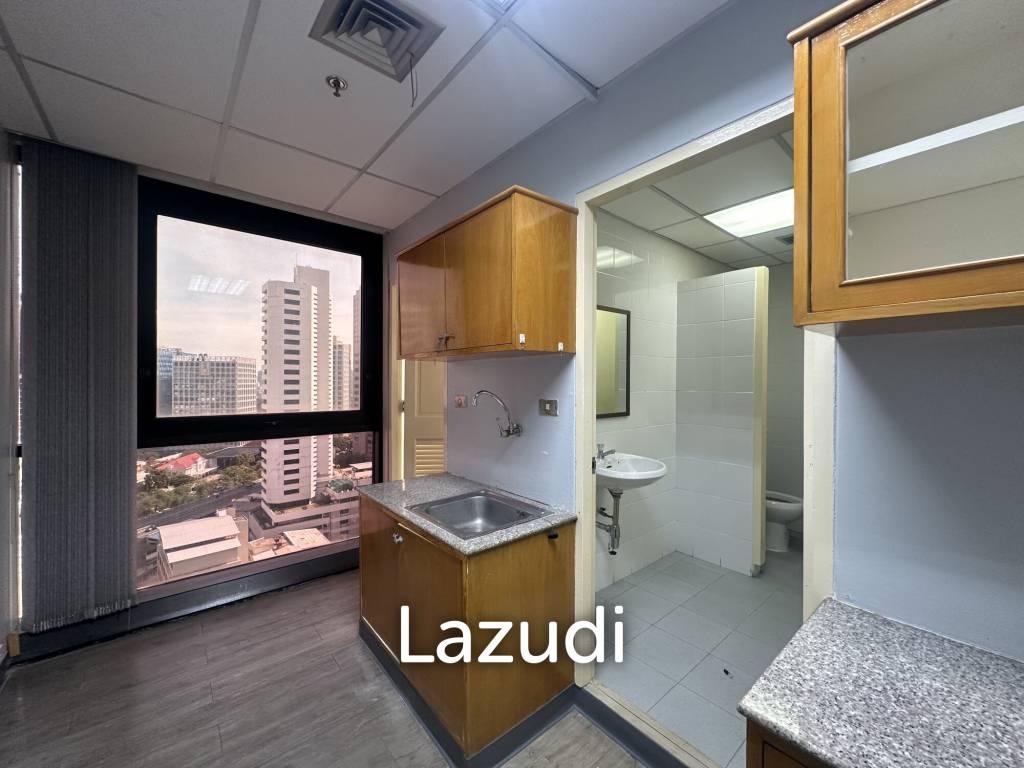 รูป สำนักงานให้เช่าไม่มีเฟอร์นิเจอร์ที่สุริยวงศ์ บางรัก กรุงเทพฯ - รูปที่ 5/8