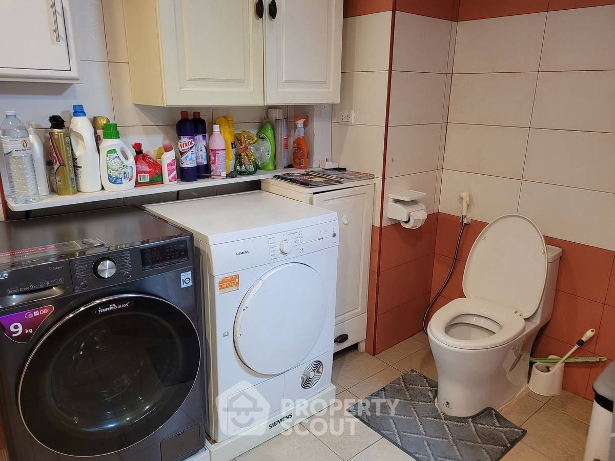 picture 1-BR Condo at View Talay 5 Condominium Jomtien close to Jomtien Beach (ID 2454066) - 9/10