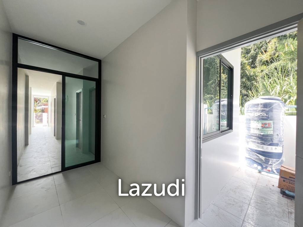 picture Modern Minimalist Townhouse in Ratsada Phuket - 31/31