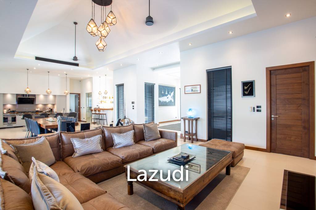 รูป Luxury Modern 6 Bed Pool Villa with Big land plot - รูปที่ 2/86