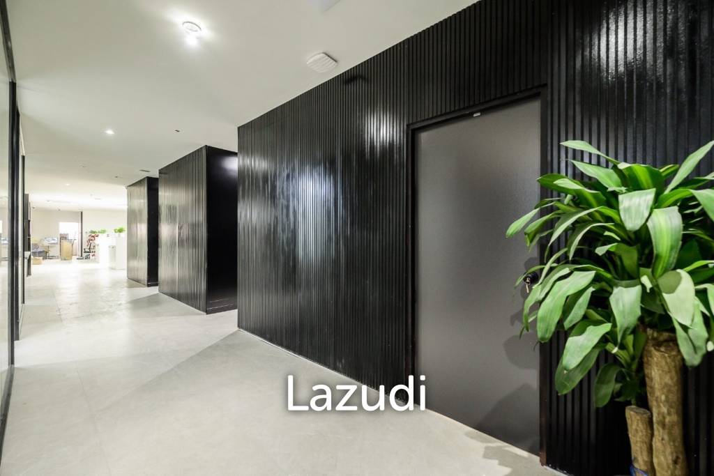 picture Premium Fully Furnished Office in Huai Khwang - 8/21