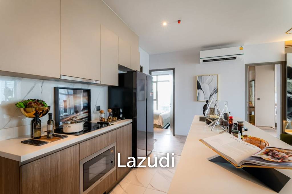 รูป Luxurious 2-Bedroom Condo in RHYTHM Ekkamai Estate - รูปที่ 15/36