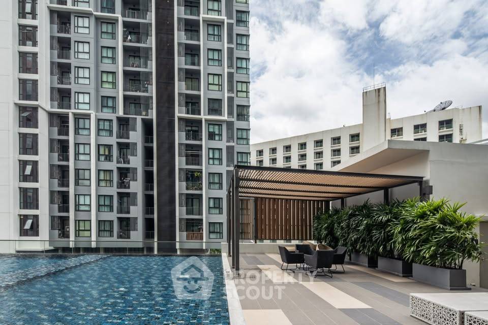 picture 1-BR Condo at Quinn Condo Ratchada 17 near MRT Sutthisan (ID 2454790) - 7/11
