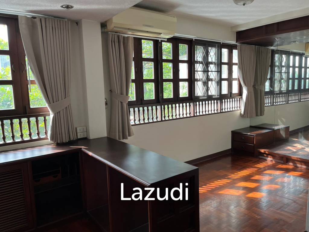 รูป Luxurious 4-Storey Townhouse in Sathon Bangkok - รูปที่ 10/10